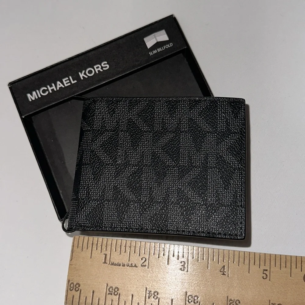 NEW MICHAEL KORS MENS WALLET